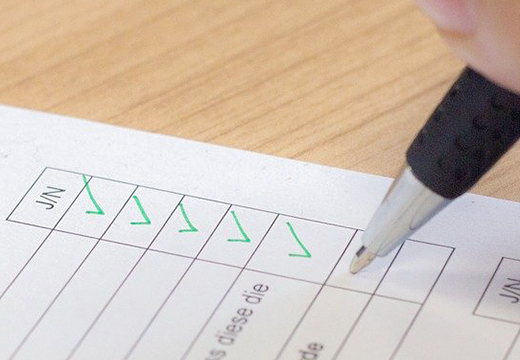 先輩としての在り方チェックシートで、先輩は毎月、自分の行動を振り返り見直すことができる